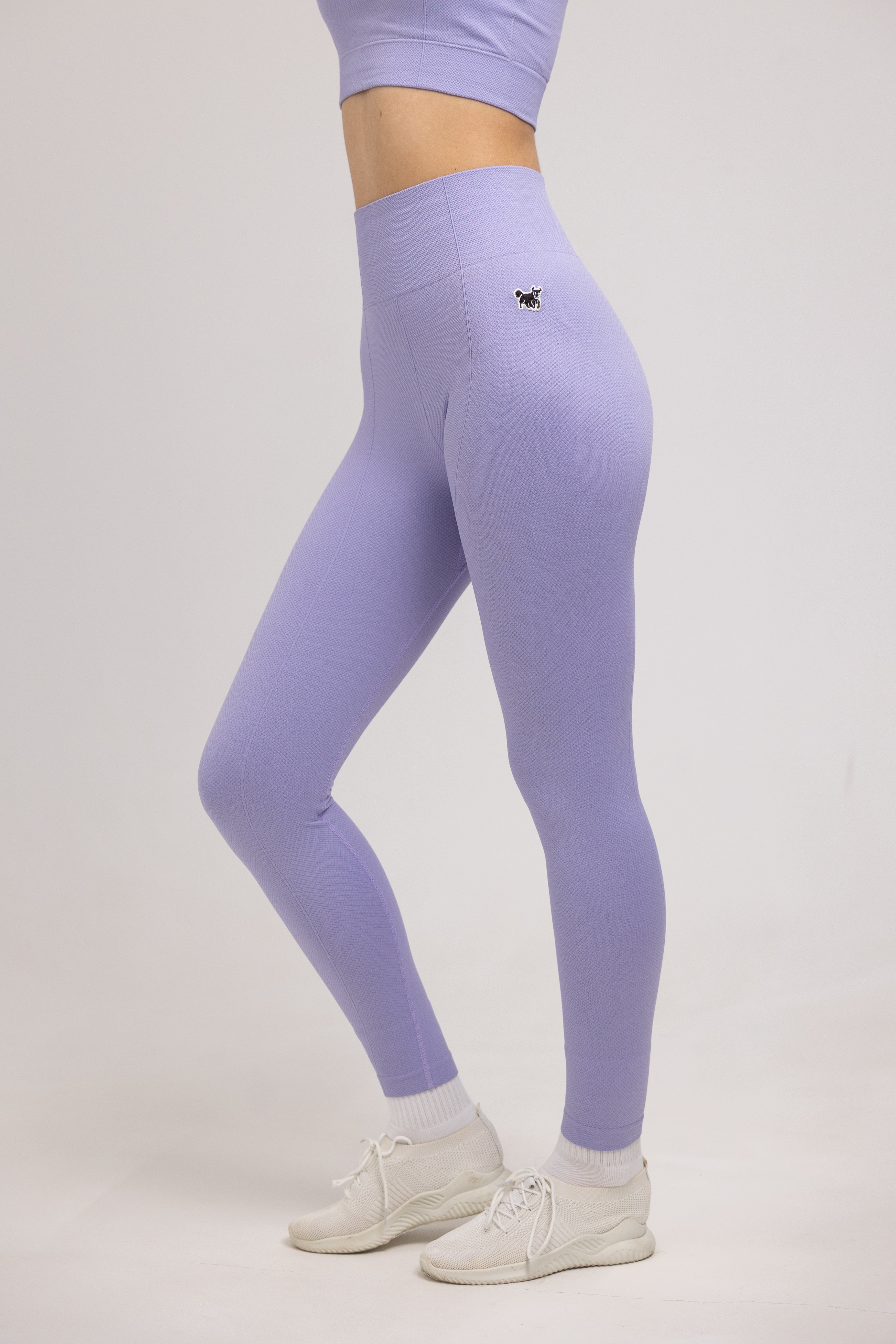 Sculpt. Stretch. Shine. The Seamless Honeycomb Alps Leggings