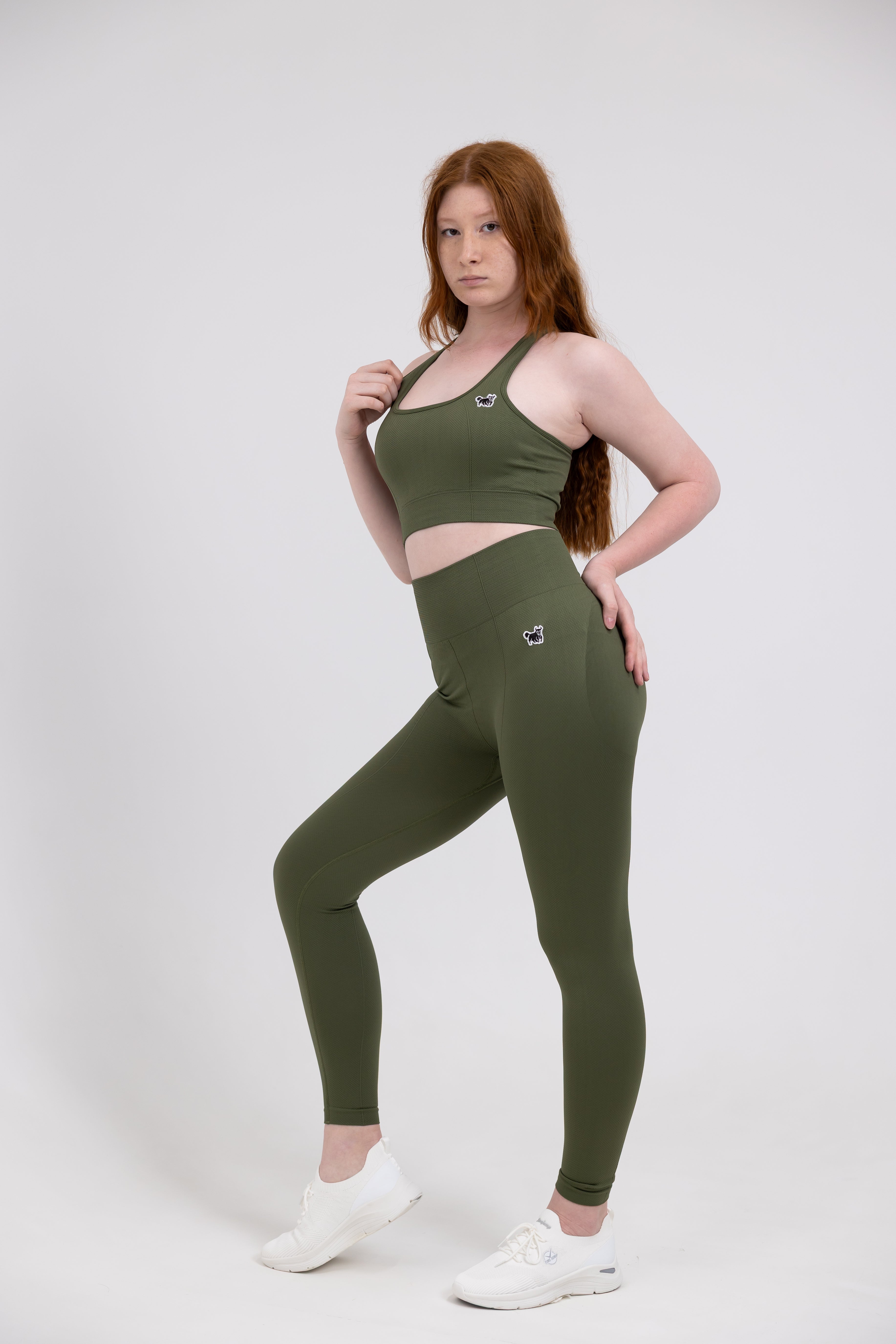 Athleisure Elevated: Fashion Meets Function in Seamless Design