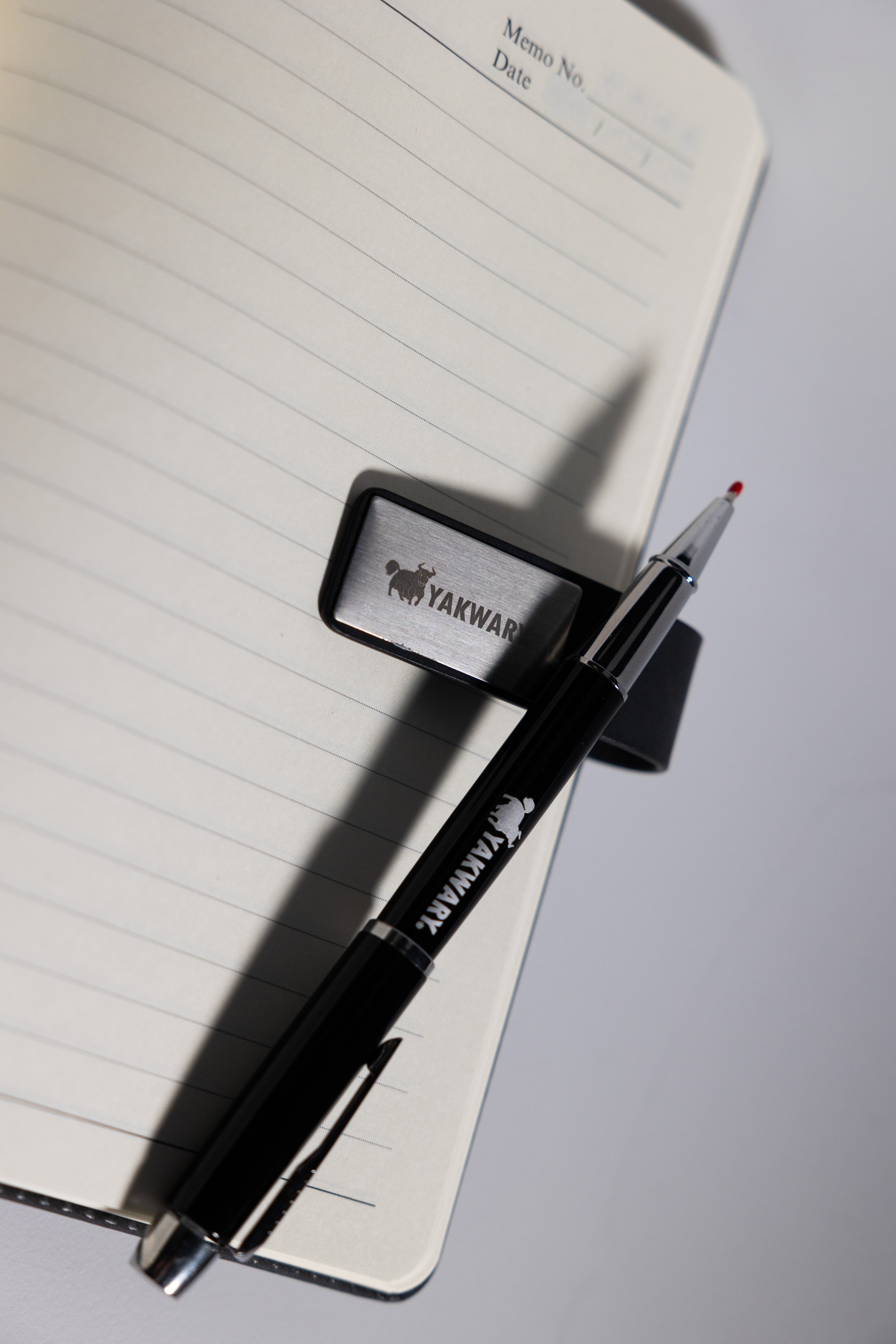 YAKWARY SUPER SOFT NOTEPAD WITH BALLPOINT PEN WITH GRATIS THERMO-FLASCHE