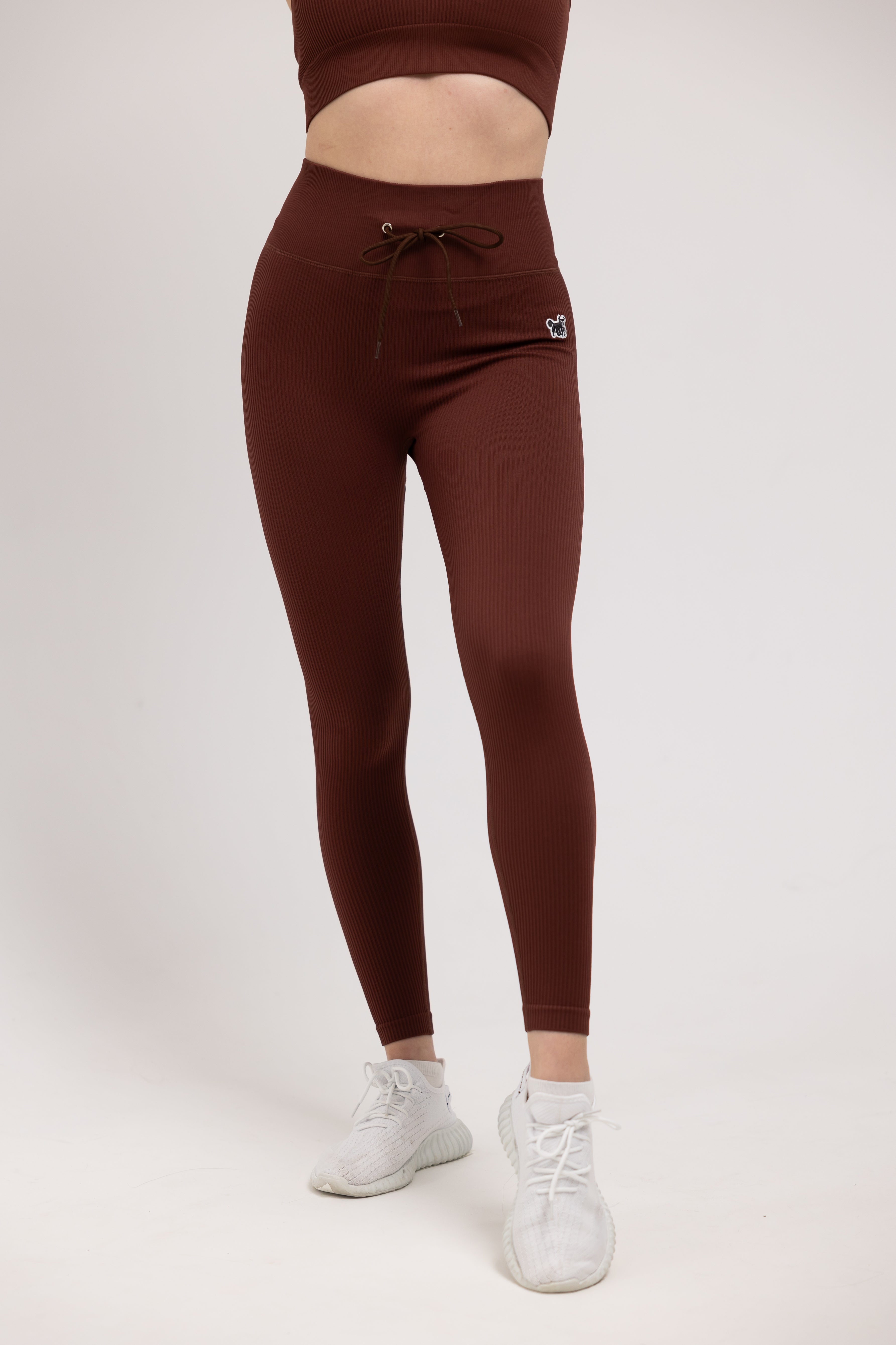 Why Seamless Ribbed Wave Classic Leggings Are a Wardrobe Essential
