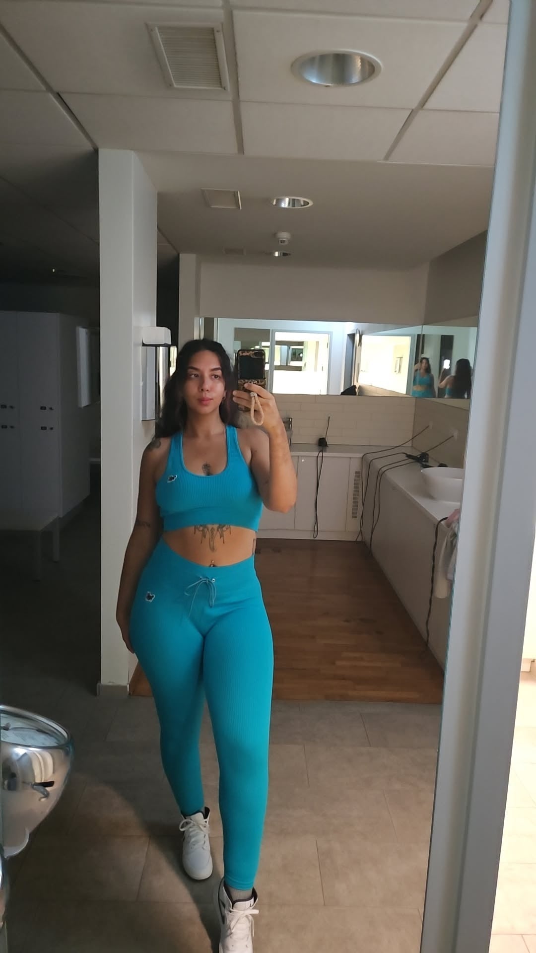 Built for Champions: How YAKWARY Sportswear Wins Customer Hearts - YAKWARY®