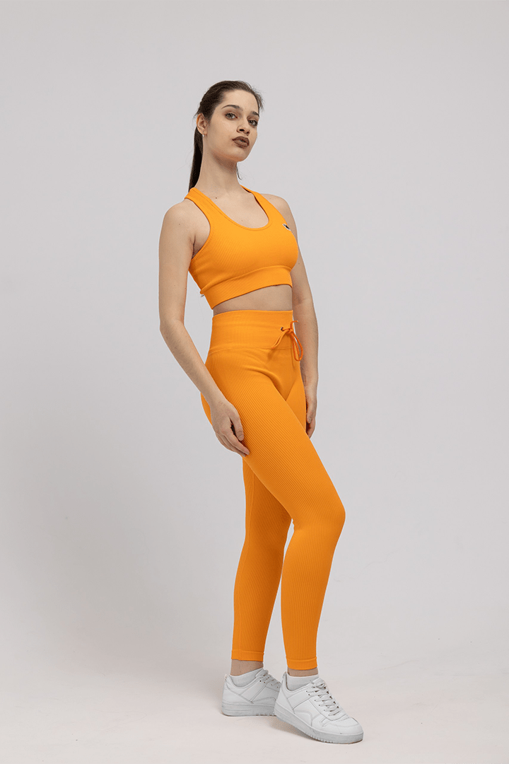 From Alps to Studio: The Swiss Women Falling in Love with Seamless Leggings - YAKWARY®