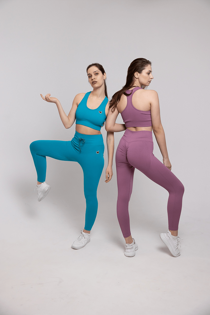 Leggings That Understand You: YAKWARY’s Swiss Jogging Style for Real Women - YAKWARY®