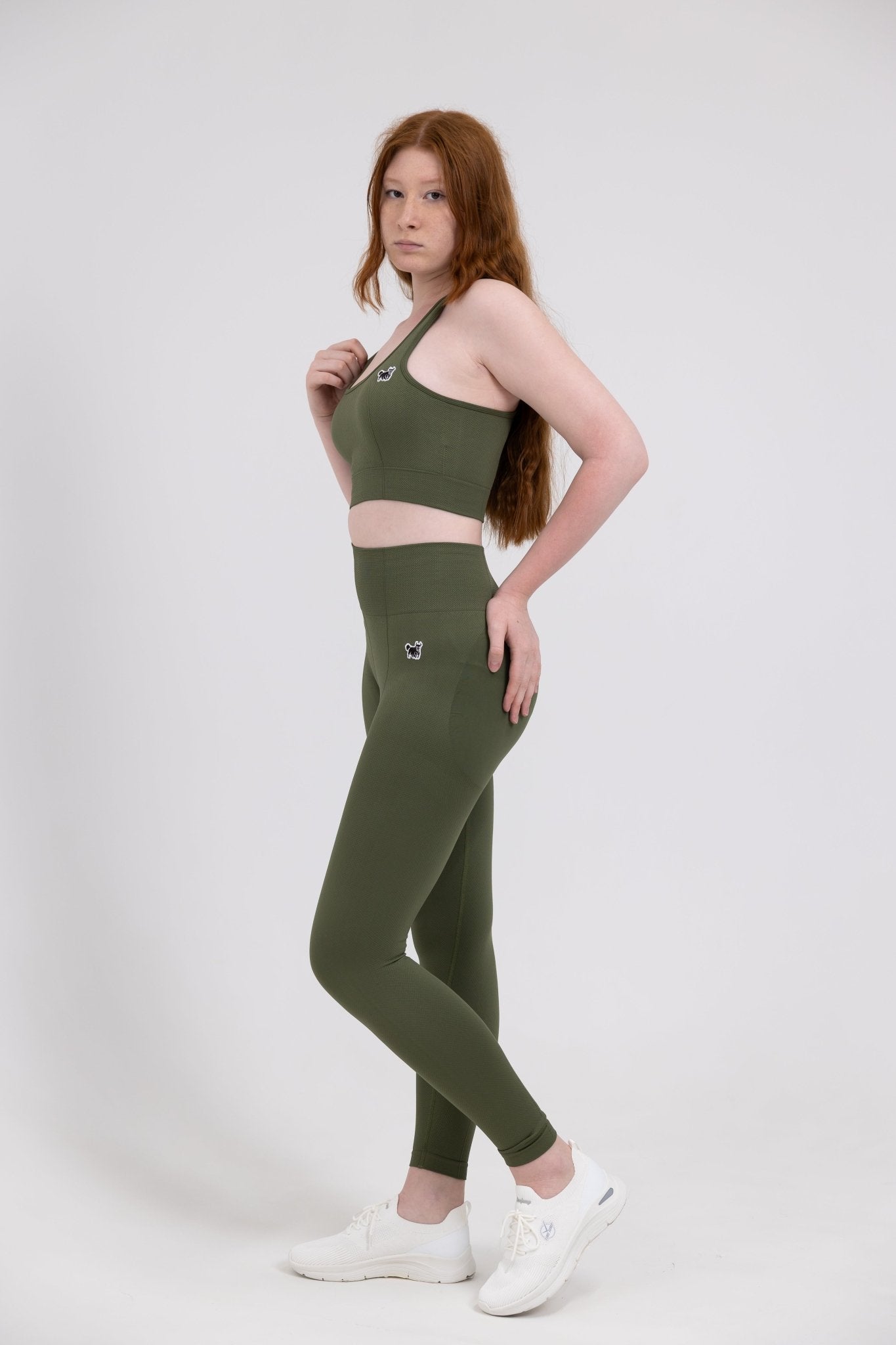 Moisture-Wicking Material for Freshness All Day - YAKWARY®