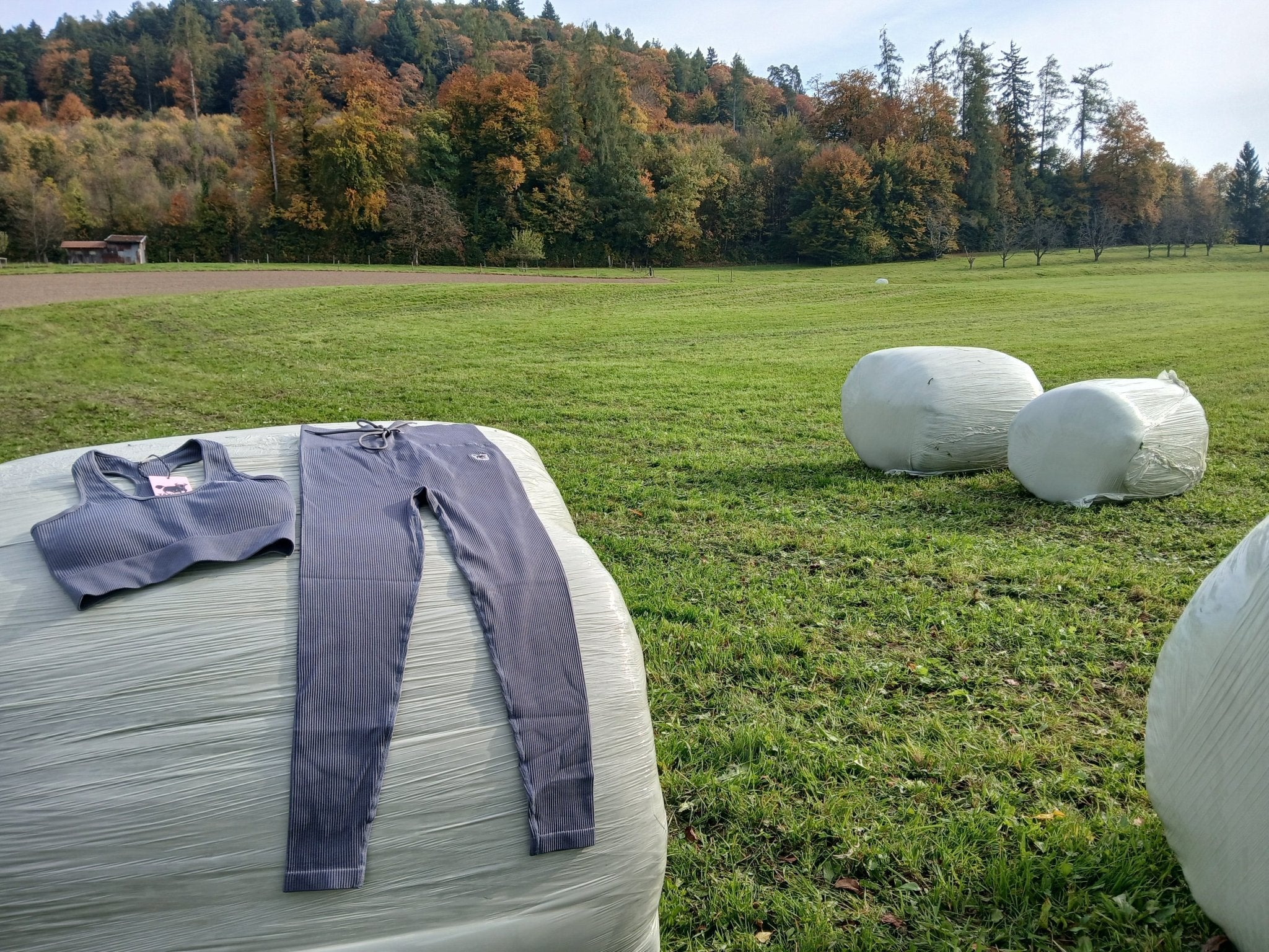 Second Skin, Real Confidence — Discover YAKWARY Fitness Leggings - YAKWARY®