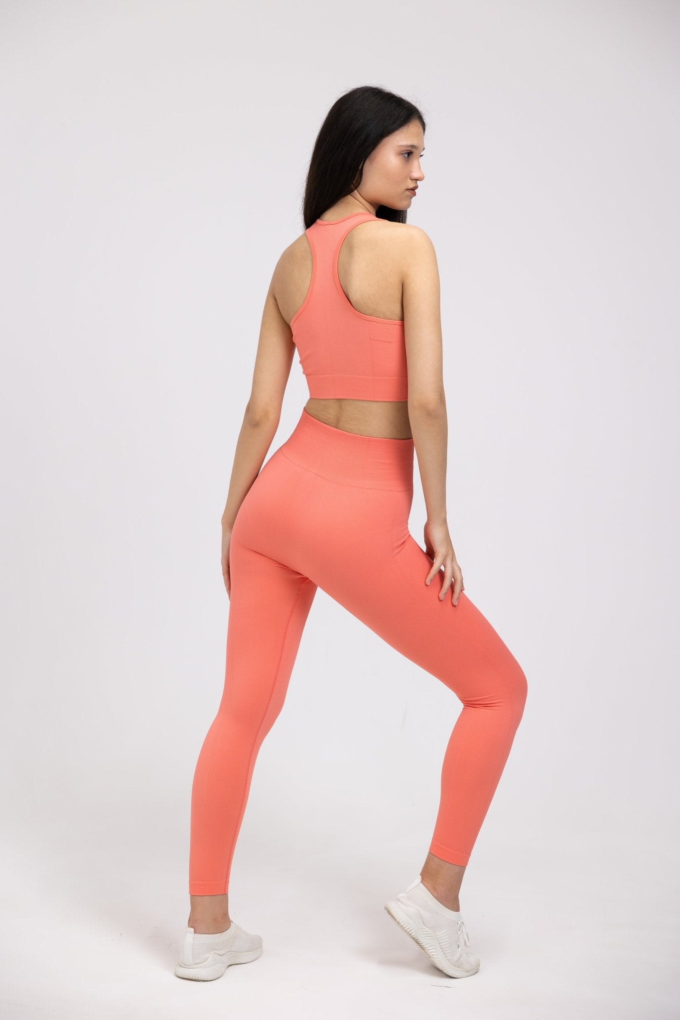Shape, Support, Style: The Triple Promise of Alps Design - YAKWARY®