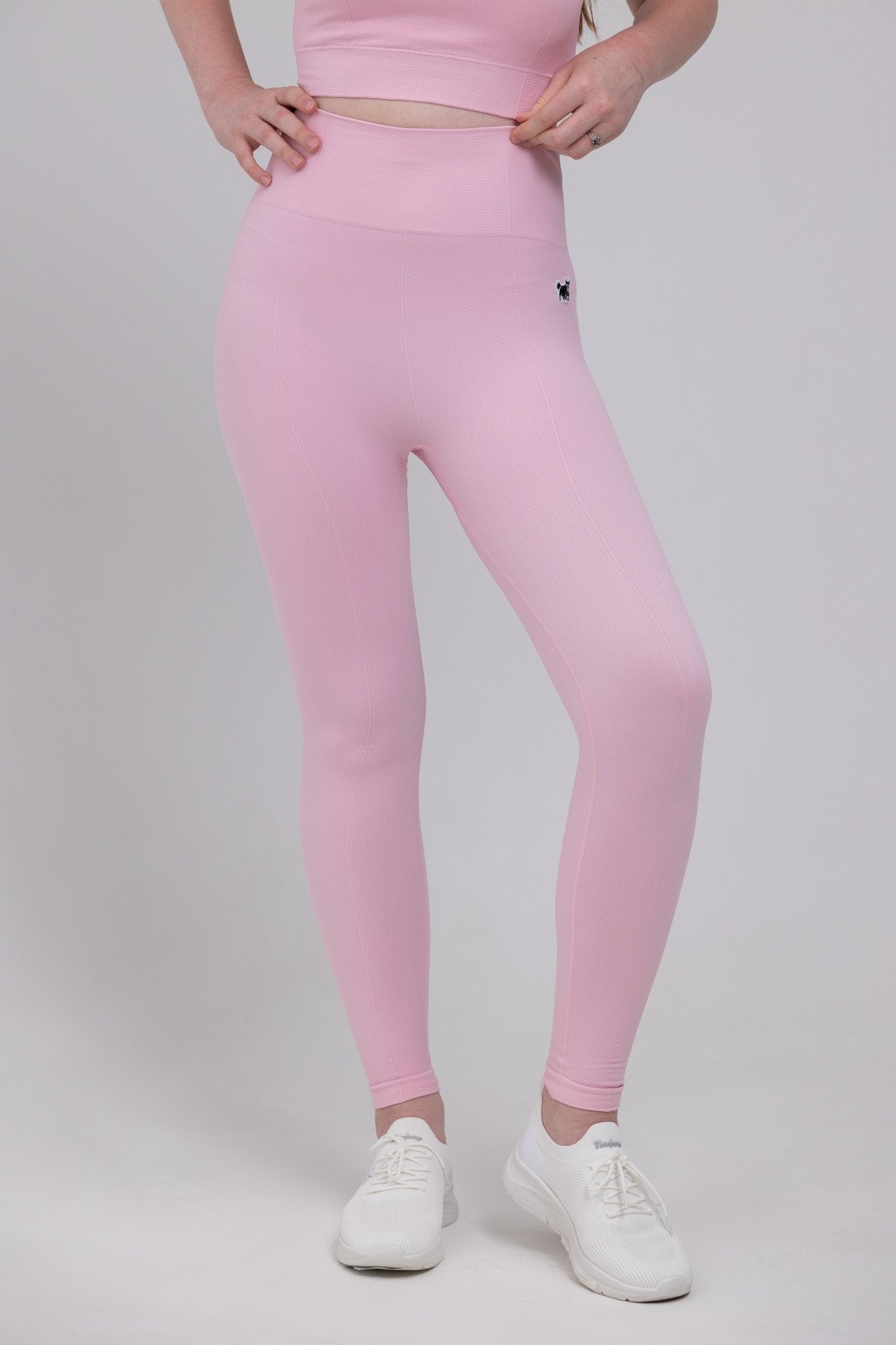 Upgrade Your Activewear with YAKWARY’s Trendy Stretchy Leggings - YAKWARY®