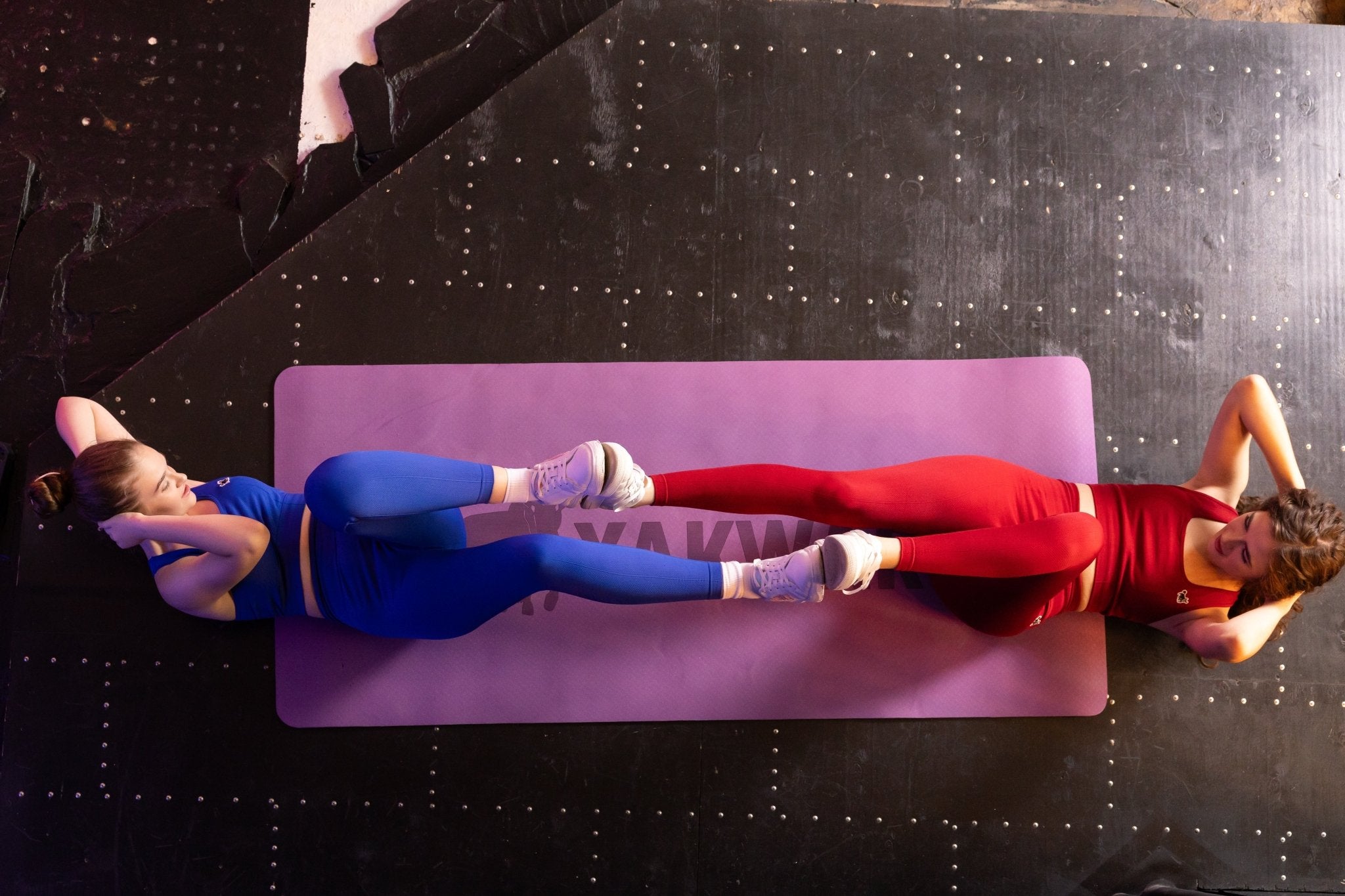 You’re Not Just Wearing Leggings — You’re Wearing Confidence - YAKWARY®