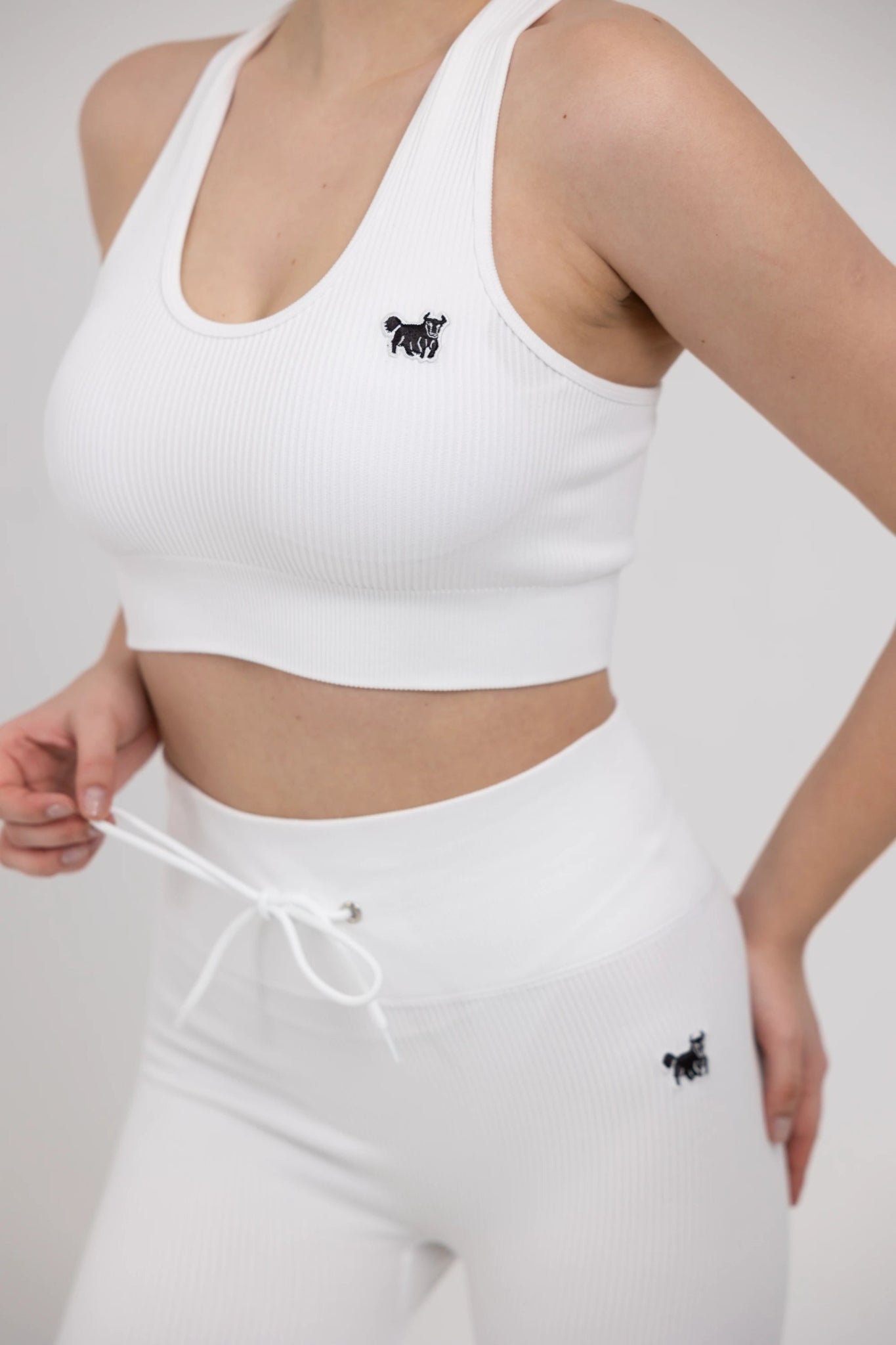 SEAMLESS RIBBED WAVE SPORT - BRA - YAKWARY®