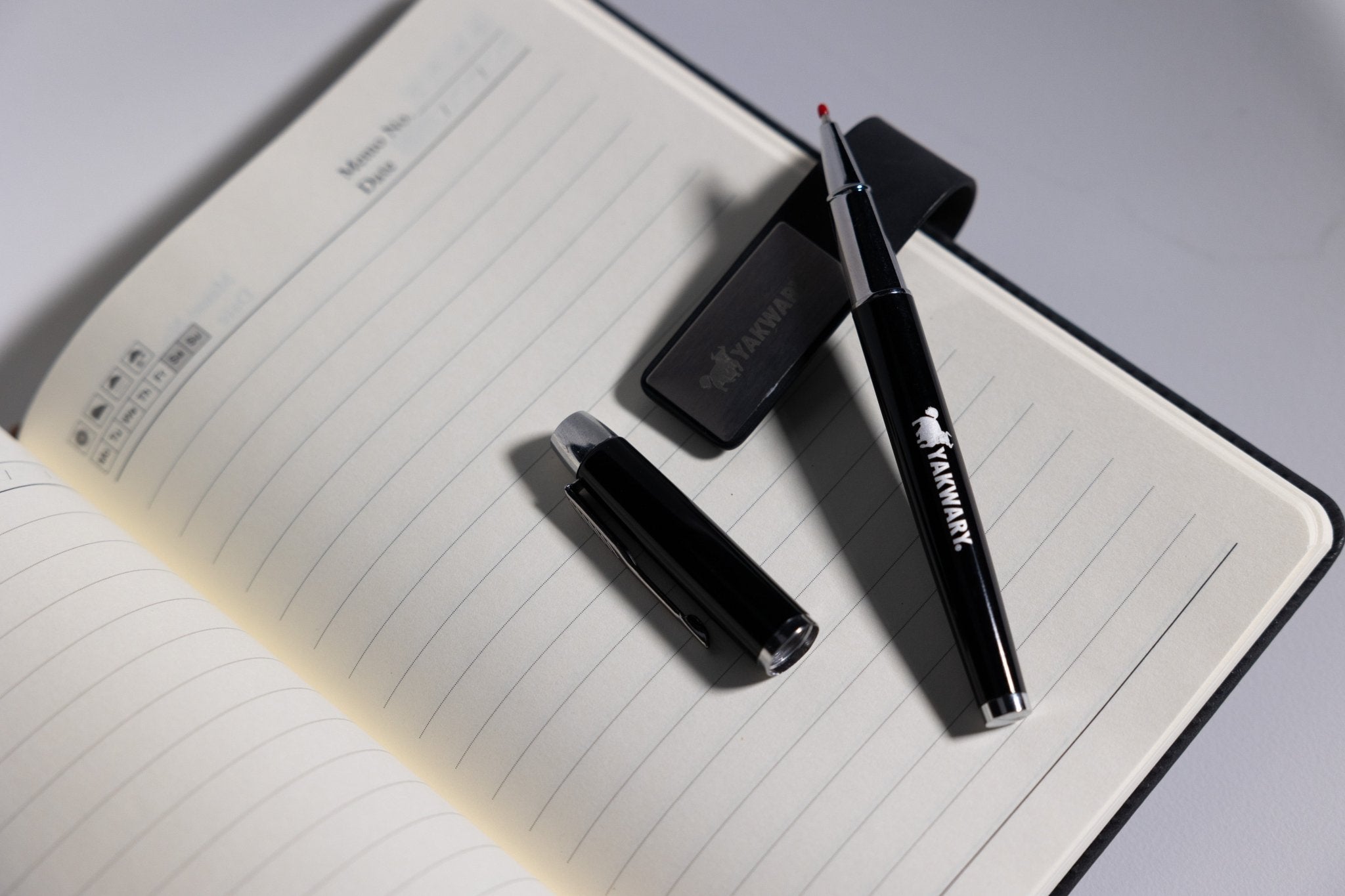 YAKWARY SUPER SOFT NOTEPAD WITH BALLPOINT PEN WITH GRATIS THERMO - FLASCHE - YAKWARY®